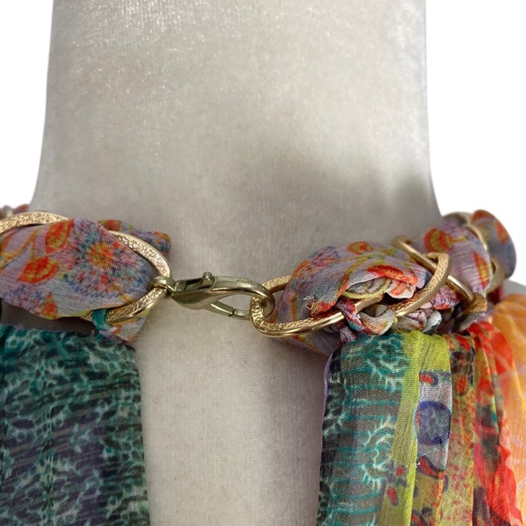 Alice + Olivia Alycia Printed Pleated Chiffon Top Halter Multicolor - Picture 10 of 13